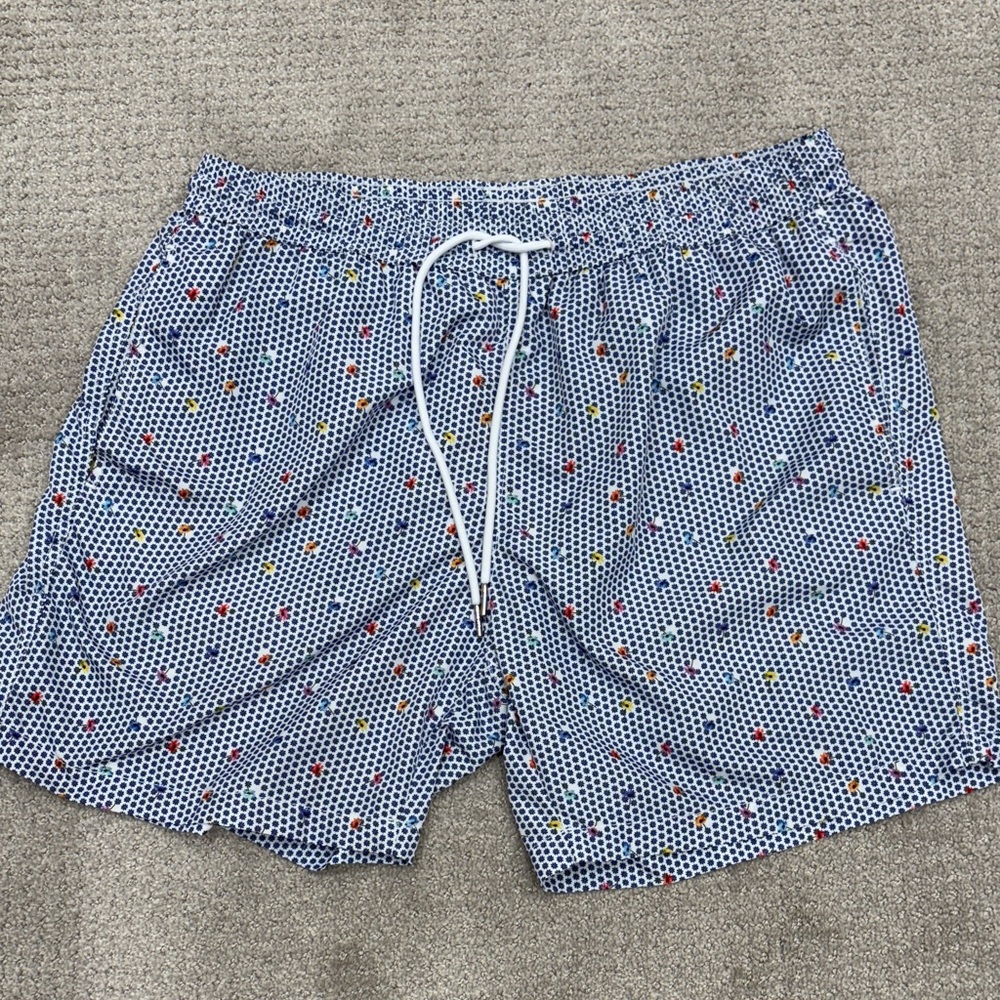 Good condition. The net inside the bathing suit was cut out